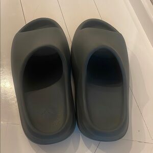 Yeezy Slides